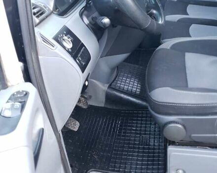 Чорний Мерседес Віто, об'ємом двигуна 2.15 л та пробігом 530 тис. км за 5800 $, фото 25 на Automoto.ua