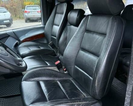 Мерседес Вито 2003 в Черновцах на Automoto.ua Черный Мерседес Вито, объемом двигателя 2.15 л и пробегом 340 тыс. км за 4850 $, фото 18 на Automoto.ua