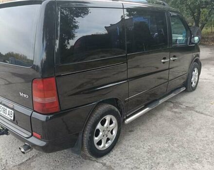 Чорний Мерседес Віто, об'ємом двигуна 2.2 л та пробігом 240 тис. км за 10000 $, фото 5 на Automoto.ua