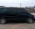 Черный Мерседес Вито, объемом двигателя 2.15 л и пробегом 280 тыс. км за 8000 $, фото 2 на Automoto.ua