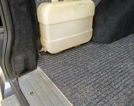 Чорний Мерседес Віто, об'ємом двигуна 2.15 л та пробігом 460 тис. км за 5400 $, фото 3 на Automoto.ua