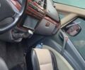 Черный Мерседес Вито, объемом двигателя 2.15 л и пробегом 460 тыс. км за 8300 $, фото 4 на Automoto.ua