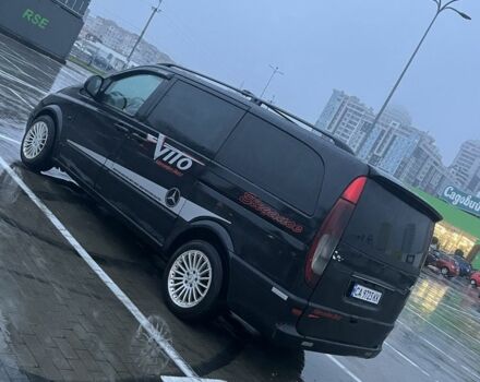 Черный Мерседес Вито, объемом двигателя 2.1 л и пробегом 480 тыс. км за 5500 $, фото 2 на Automoto.ua