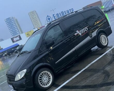 Черный Мерседес Вито, объемом двигателя 2.1 л и пробегом 480 тыс. км за 5500 $, фото 1 на Automoto.ua