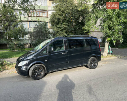 Черный Мерседес Вито, объемом двигателя 2.15 л и пробегом 400 тыс. км за 8000 $, фото 3 на Automoto.ua