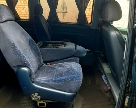 Чорний Мерседес Віто, об'ємом двигуна 2.1 л та пробігом 420 тис. км за 8500 $, фото 8 на Automoto.ua