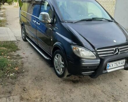 Черный Мерседес Вито, объемом двигателя 2.15 л и пробегом 420 тыс. км за 8500 $, фото 5 на Automoto.ua