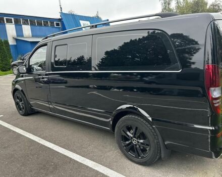 Черный Мерседес Вито, объемом двигателя 2.1 л и пробегом 300 тыс. км за 12700 $, фото 6 на Automoto.ua