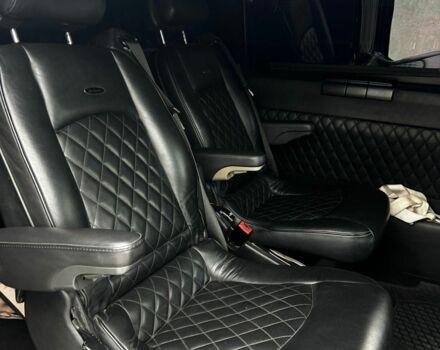 Черный Мерседес Вито, объемом двигателя 2.1 л и пробегом 300 тыс. км за 12700 $, фото 9 на Automoto.ua