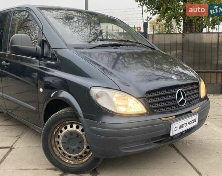 Черный Мерседес Вито, объемом двигателя 2.15 л и пробегом 268 тыс. км за 6490 $, фото 3 на Automoto.ua
