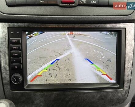 Черный Мерседес Вито, объемом двигателя 2.15 л и пробегом 300 тыс. км за 7300 $, фото 15 на Automoto.ua