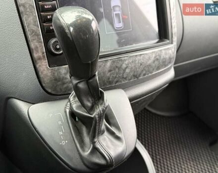 Черный Мерседес Вито, объемом двигателя 2.15 л и пробегом 300 тыс. км за 7300 $, фото 16 на Automoto.ua