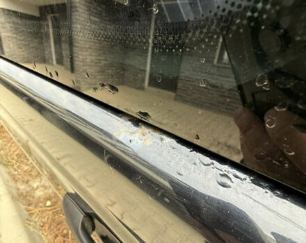 Черный Мерседес Вито, объемом двигателя 2.15 л и пробегом 309 тыс. км за 8500 $, фото 23 на Automoto.ua