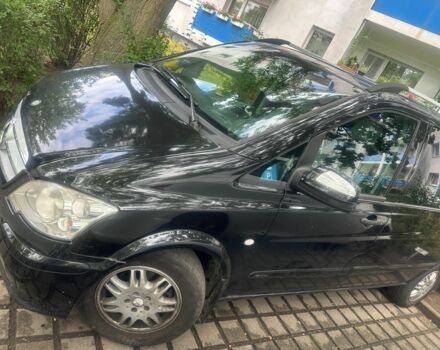 Чорний Мерседес Віто, об'ємом двигуна 3 л та пробігом 445 тис. км за 15096 $, фото 1 на Automoto.ua