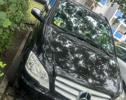 Чорний Мерседес Віто, об'ємом двигуна 3 л та пробігом 445 тис. км за 14172 $, фото 2 на Automoto.ua