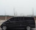 Черный Мерседес Вито, объемом двигателя 2.15 л и пробегом 565 тыс. км за 9000 $, фото 3 на Automoto.ua