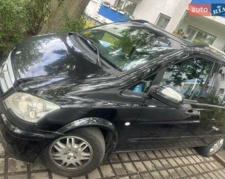 Чорний Мерседес Віто, об'ємом двигуна 3 л та пробігом 445 тис. км за 14172 $, фото 1 на Automoto.ua