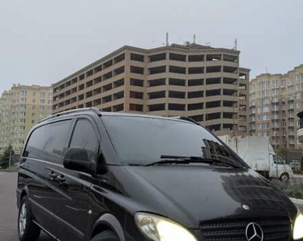 Черный Мерседес Вито, объемом двигателя 2.15 л и пробегом 565 тыс. км за 9000 $, фото 11 на Automoto.ua
