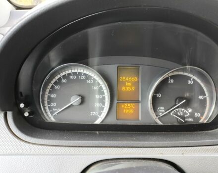 Чорний Мерседес Віто, об'ємом двигуна 2.1 л та пробігом 265 тис. км за 9000 $, фото 4 на Automoto.ua