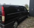 Черный Мерседес Вито, объемом двигателя 2.1 л и пробегом 300 тыс. км за 7000 $, фото 3 на Automoto.ua