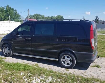 Черный Мерседес Вито, объемом двигателя 2.2 л и пробегом 999 тыс. км за 9500 $, фото 6 на Automoto.ua