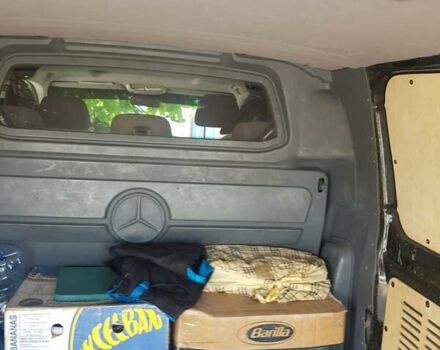 Черный Мерседес Вито, объемом двигателя 2.2 л и пробегом 999 тыс. км за 9500 $, фото 37 на Automoto.ua