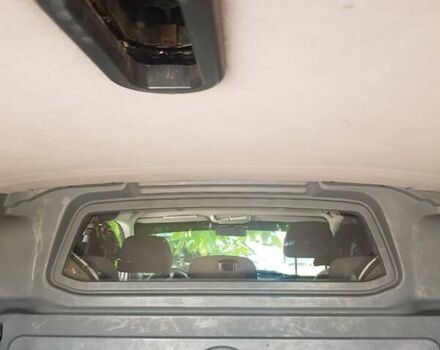 Черный Мерседес Вито, объемом двигателя 2.2 л и пробегом 999 тыс. км за 9500 $, фото 34 на Automoto.ua