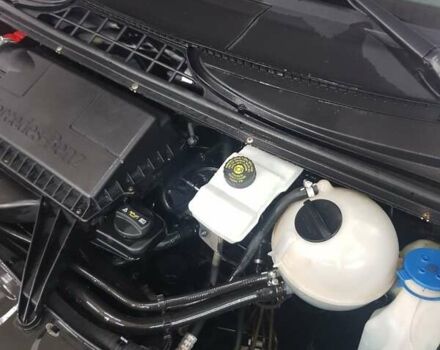 Черный Мерседес Вито, объемом двигателя 2.2 л и пробегом 999 тыс. км за 9500 $, фото 42 на Automoto.ua