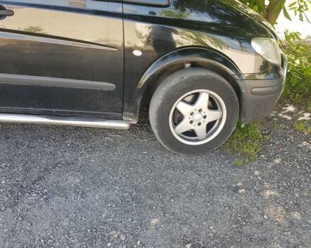 Черный Мерседес Вито, объемом двигателя 2.2 л и пробегом 999 тыс. км за 9500 $, фото 12 на Automoto.ua