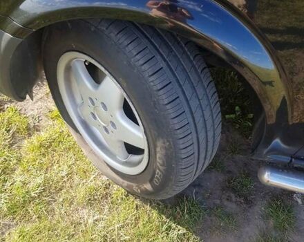 Черный Мерседес Вито, объемом двигателя 2.2 л и пробегом 999 тыс. км за 9500 $, фото 49 на Automoto.ua