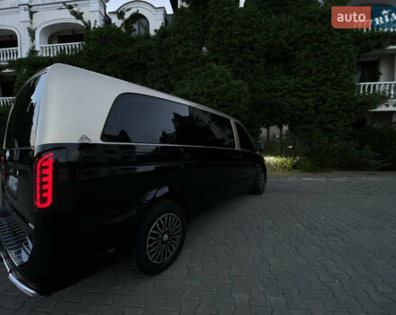 Черный Мерседес Вито, объемом двигателя 2.14 л и пробегом 20 тыс. км за 17999 $, фото 7 на Automoto.ua