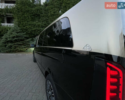 Черный Мерседес Вито, объемом двигателя 2.14 л и пробегом 20 тыс. км за 17999 $, фото 4 на Automoto.ua