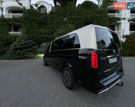 Черный Мерседес Вито, объемом двигателя 2.14 л и пробегом 20 тыс. км за 17999 $, фото 3 на Automoto.ua