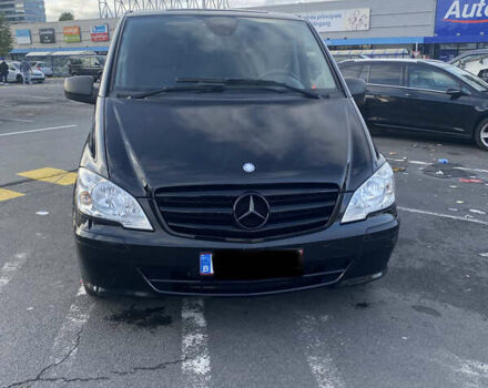Черный Мерседес Вито, объемом двигателя 2.14 л и пробегом 255 тыс. км за 10900 $, фото 2 на Automoto.ua