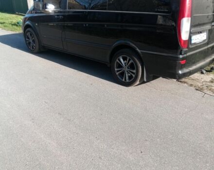 Черный Мерседес Вито, объемом двигателя 2.1 л и пробегом 400 тыс. км за 286 $, фото 3 на Automoto.ua