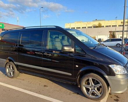 Черный Мерседес Вито, объемом двигателя 2.2 л и пробегом 228 тыс. км за 9400 $, фото 5 на Automoto.ua