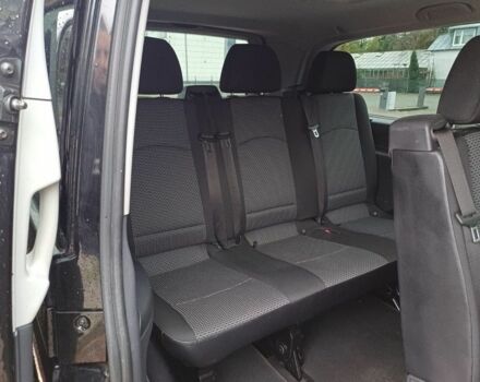 Черный Мерседес Вито, объемом двигателя 2.2 л и пробегом 221 тыс. км за 8200 $, фото 7 на Automoto.ua