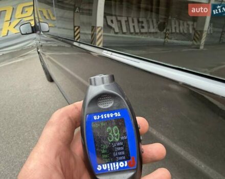 Черный Мерседес Вито, объемом двигателя 2.2 л и пробегом 260 тыс. км за 10999 $, фото 67 на Automoto.ua