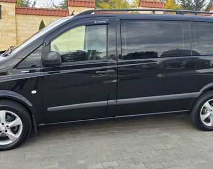 Черный Мерседес Вито, объемом двигателя 2.14 л и пробегом 348 тыс. км за 18000 $, фото 8 на Automoto.ua