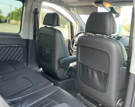 Черный Мерседес Вито, объемом двигателя 2.14 л и пробегом 173 тыс. км за 19200 $, фото 7 на Automoto.ua