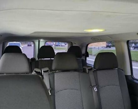 Черный Мерседес Вито, объемом двигателя 2.14 л и пробегом 348 тыс. км за 18000 $, фото 13 на Automoto.ua