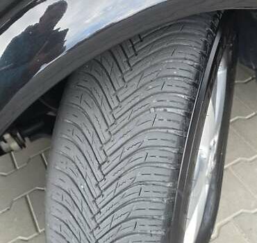 Черный Мерседес Вито, объемом двигателя 2.14 л и пробегом 348 тыс. км за 18000 $, фото 26 на Automoto.ua