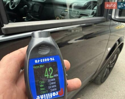 Черный Мерседес Вито, объемом двигателя 2.2 л и пробегом 260 тыс. км за 10999 $, фото 71 на Automoto.ua