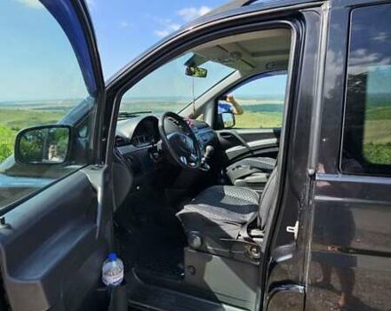 Черный Мерседес Вито, объемом двигателя 2.1 л и пробегом 220 тыс. км за 12500 $, фото 14 на Automoto.ua