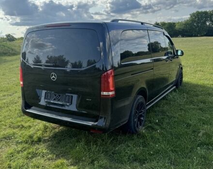 Чорний Мерседес Віто, об'ємом двигуна 2.2 л та пробігом 330 тис. км за 24300 $, фото 2 на Automoto.ua