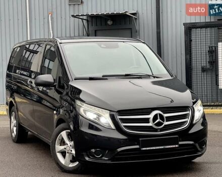 Черный Мерседес Вито, объемом двигателя 2.14 л и пробегом 280 тыс. км за 20499 $, фото 2 на Automoto.ua