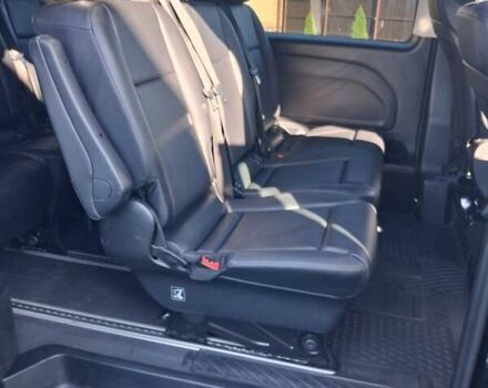 Черный Мерседес Вито, объемом двигателя 2.14 л и пробегом 211 тыс. км за 27000 $, фото 16 на Automoto.ua