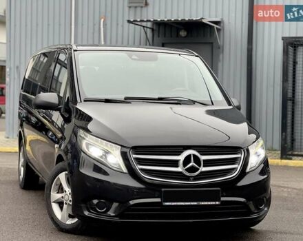 Черный Мерседес Вито, объемом двигателя 2.14 л и пробегом 280 тыс. км за 20499 $, фото 3 на Automoto.ua