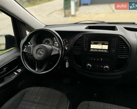 Черный Мерседес Вито, объемом двигателя 2.14 л и пробегом 280 тыс. км за 20499 $, фото 12 на Automoto.ua