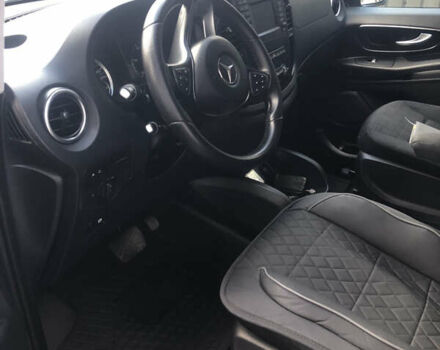 Черный Мерседес Вито, объемом двигателя 2.14 л и пробегом 310 тыс. км за 22900 $, фото 10 на Automoto.ua